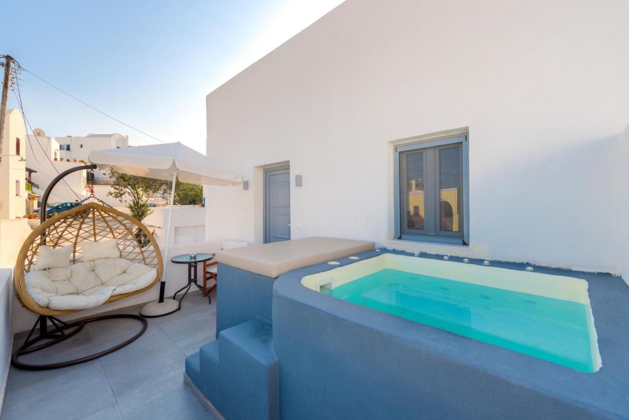 The Muses Of Santorini Private Jacuzzi Suites Vóthon エクステリア 写真