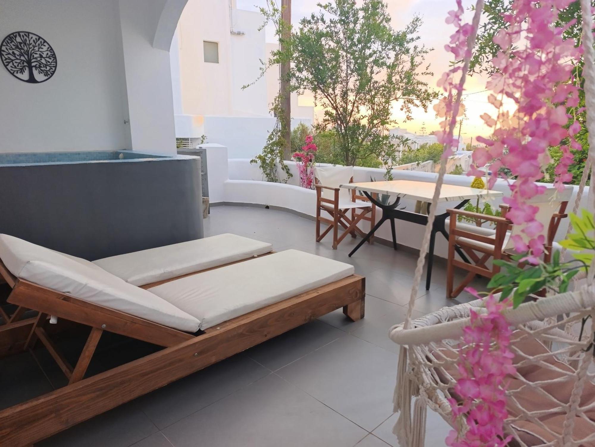 The Muses Of Santorini Private Jacuzzi Suites Vóthon 部屋 写真